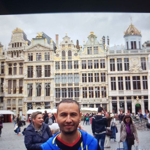 Meet your Posher, Jose luis - Picture 1 of 1